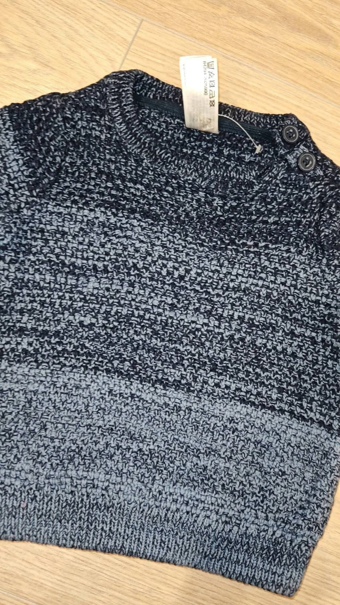 New sweater 9months 🌹 – photo 2